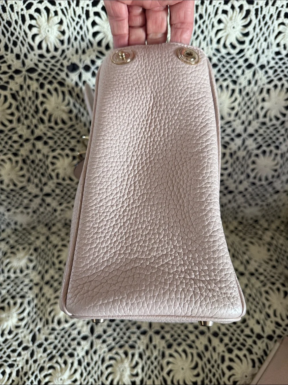 Dior chic pebble